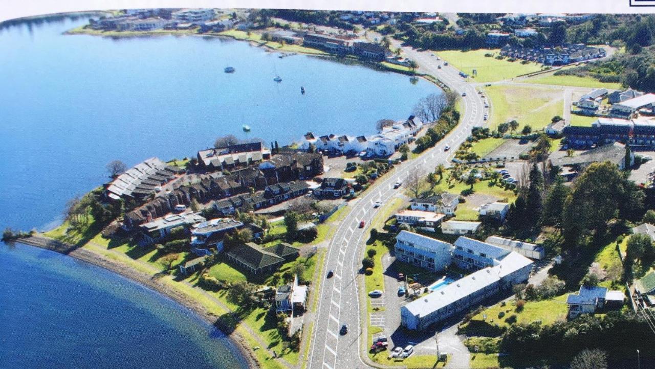 Getaway At The Lake. Taupo Exterior photo